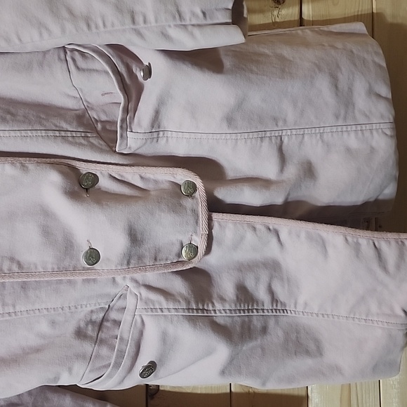 Burberry Trench Coat Pastel Pink Size 10 Preloved Girls - Picture 2 of 9